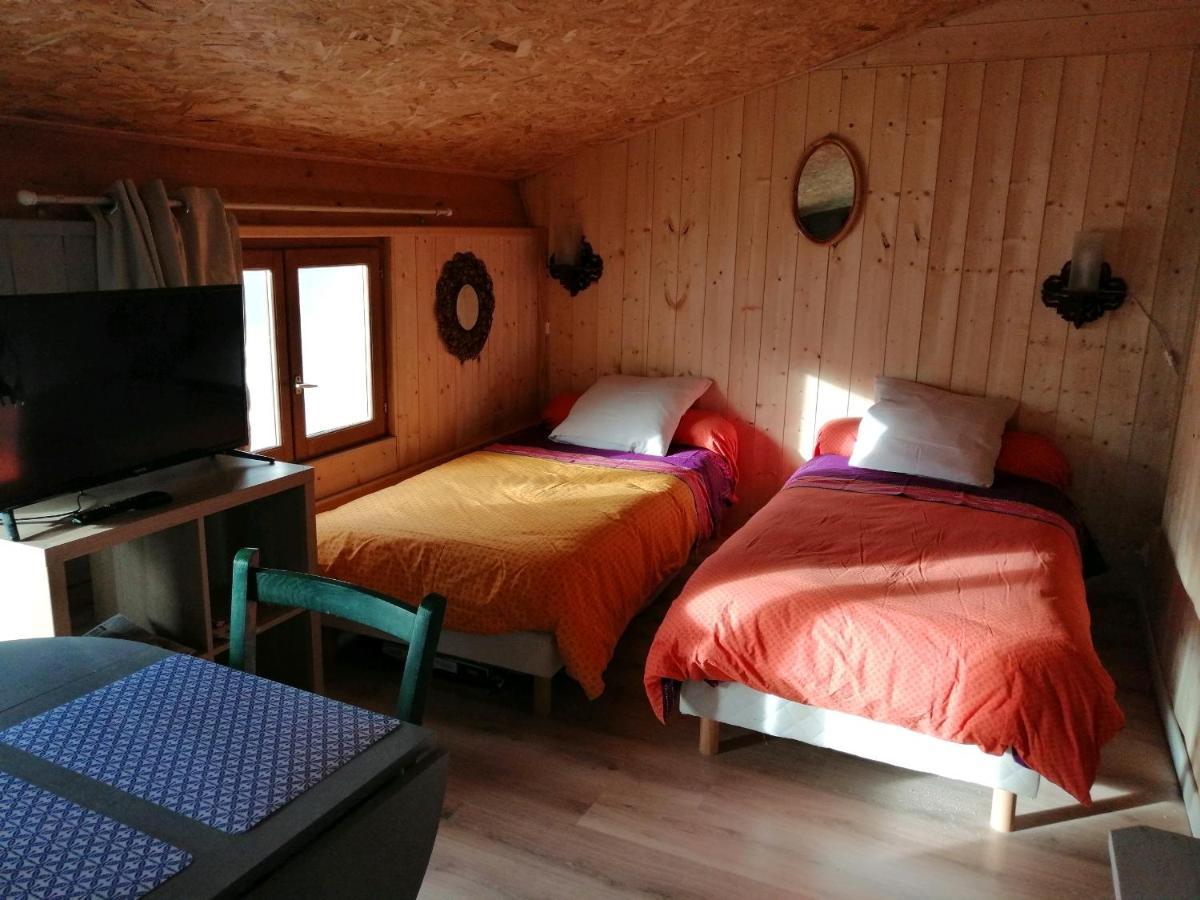 Les 2 Studios Independants Du Clos De L'Ange Rieux  Dış mekan fotoğraf